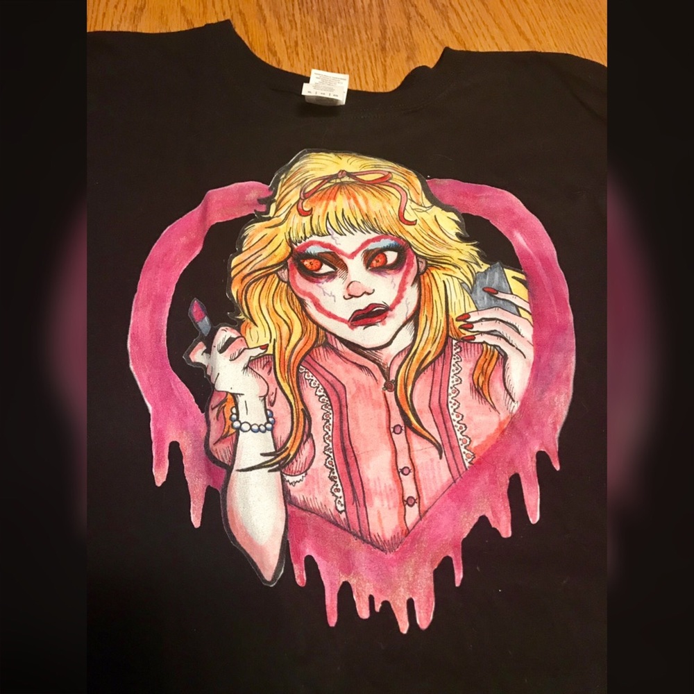 💗💄 Night of the Demons Suzanne T-shirt, Size XL